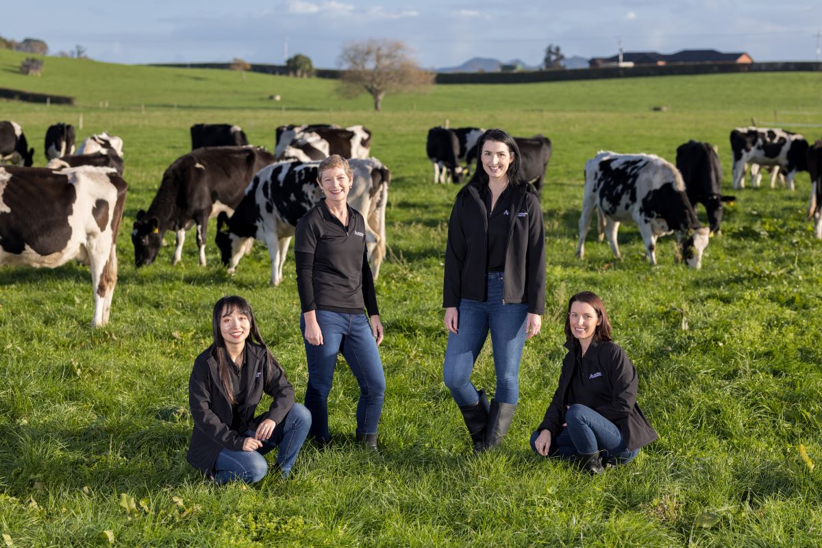 038 Aq Marks 16 June2022 1200px